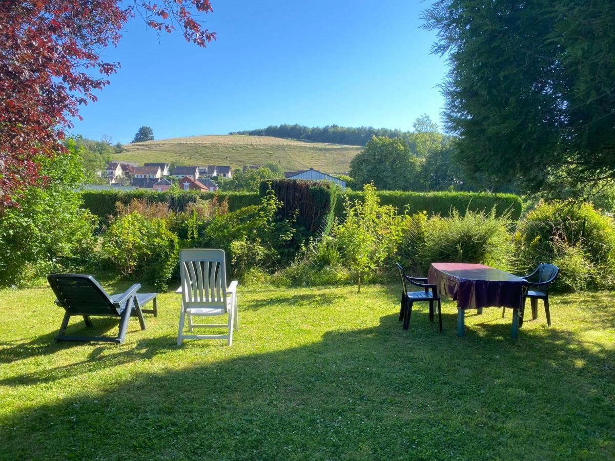 La Chambre Claire Bed & Breakfast Ponts-et-Marais Exterior photo